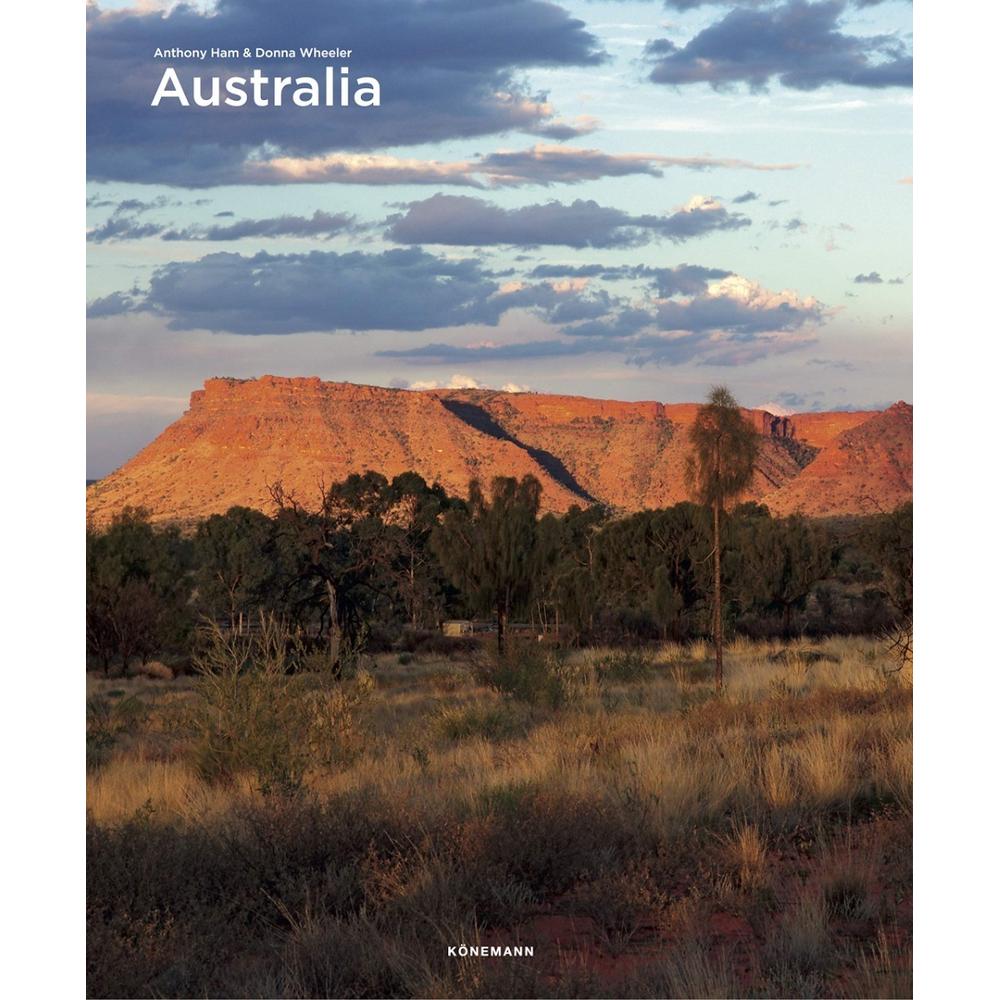 Australia. Flexo Konemann Libro x 1.0 AUSTRALIA FLEXO  Australia, situated between the Indian and Pacific Oceans, is rich in rainforest, deserts, and mountains. Geological wonders such as the Uluru, the Outback, or the Great Barrier Reef 
